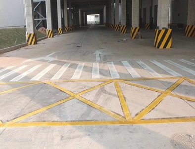 三门峡三门峡厂区道路标线施工